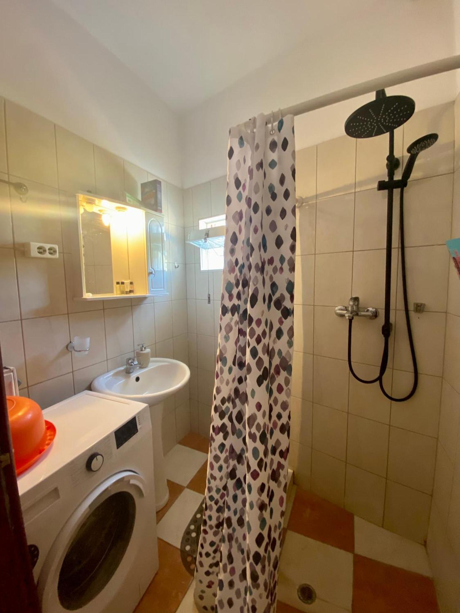 Zisis Apartments No2 Кавала Екстериор снимка
